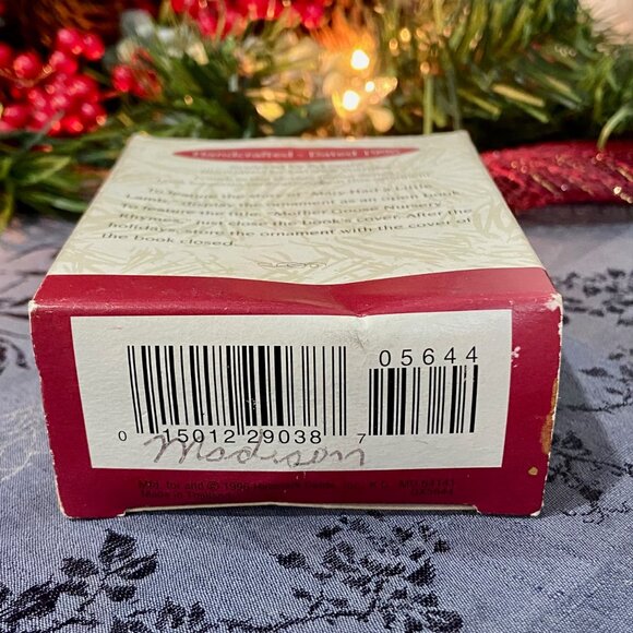 Hallmark Keepsake Ornament - "Mary Had a Little Lamb" Collector's Series - Picture 6 of 9